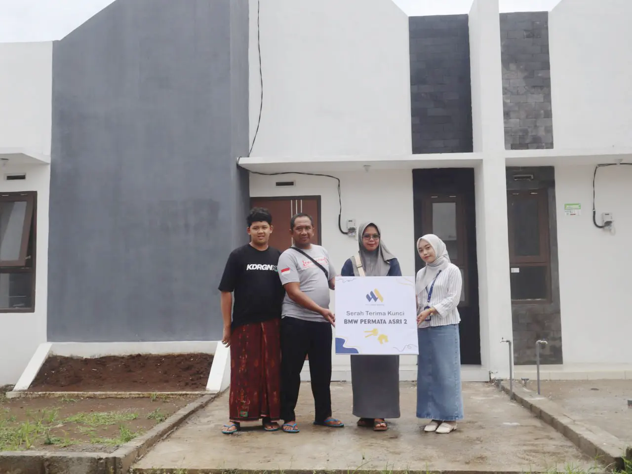 Serah terima rumah Perumahan BMW