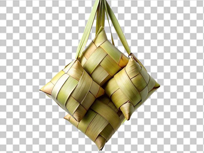 Cara Membuat Ketupat yang Pulen, Padat, dan Tidak Mudah Basi tiriskan ketupat