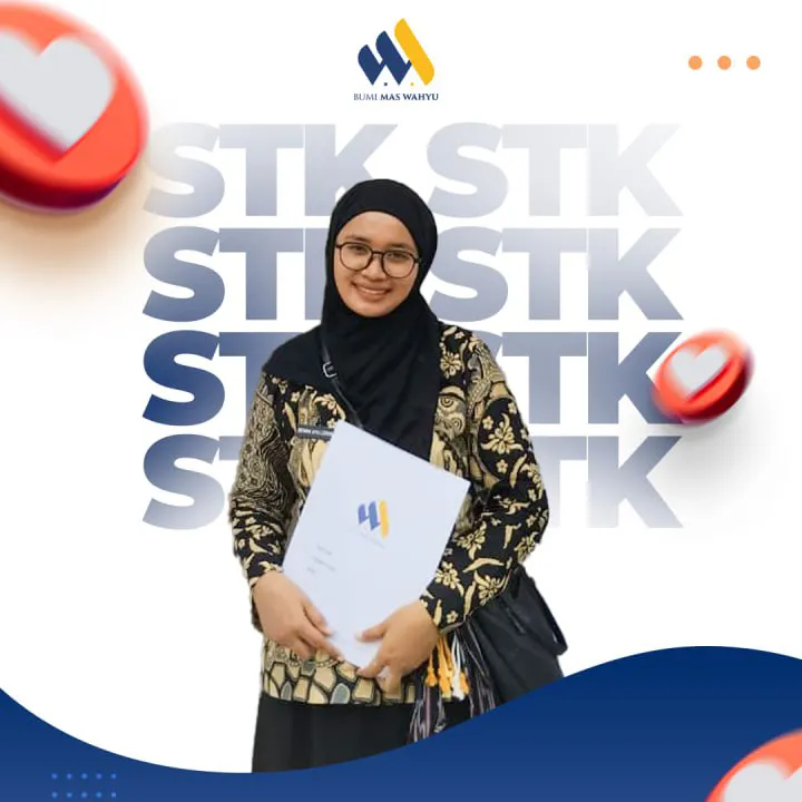 Serah terima kunci rumah Bumi Mas Wahyu