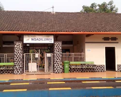 Stasiun Ngadiluwih
